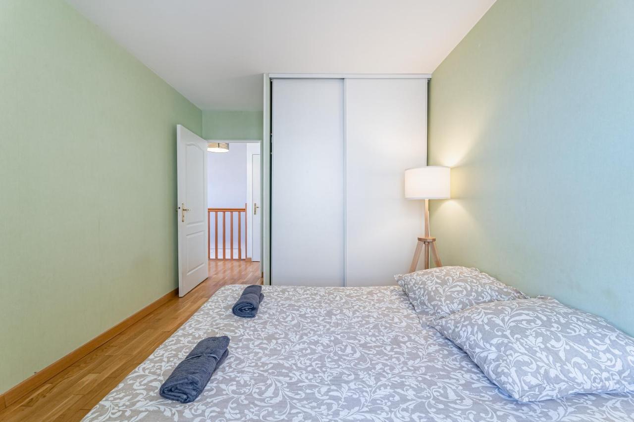 La Joliette; Duplex 2 Chambres, Parking Inclus+ Terrasse+ Ascenseur Marseilles Exterior foto